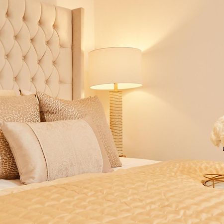 King Deluxe City Apt Large Balcony& Free Parking! Leeds  Zewnętrze zdjęcie